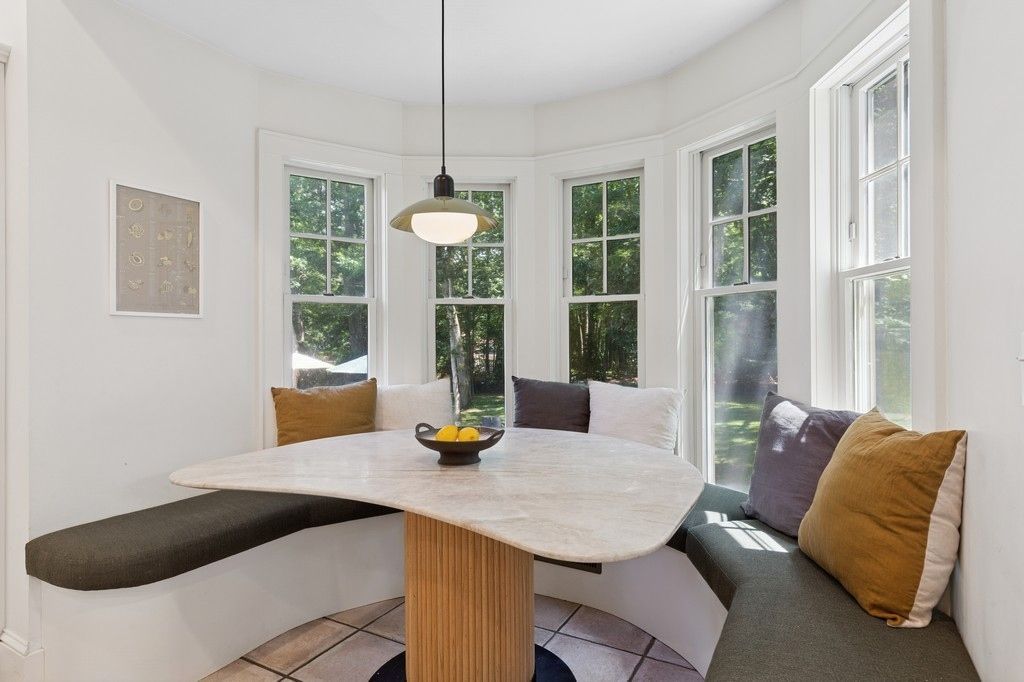 Dining room, Interior, Pendant Lights