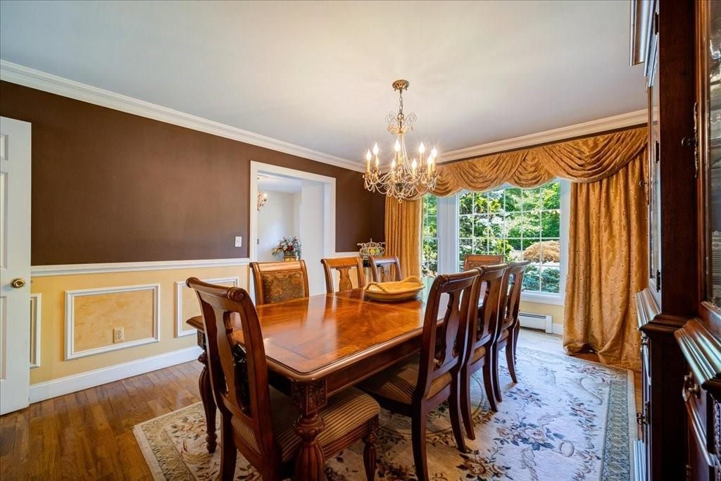 Chandelier, Dining room, Interior, Wood Texture Flooring