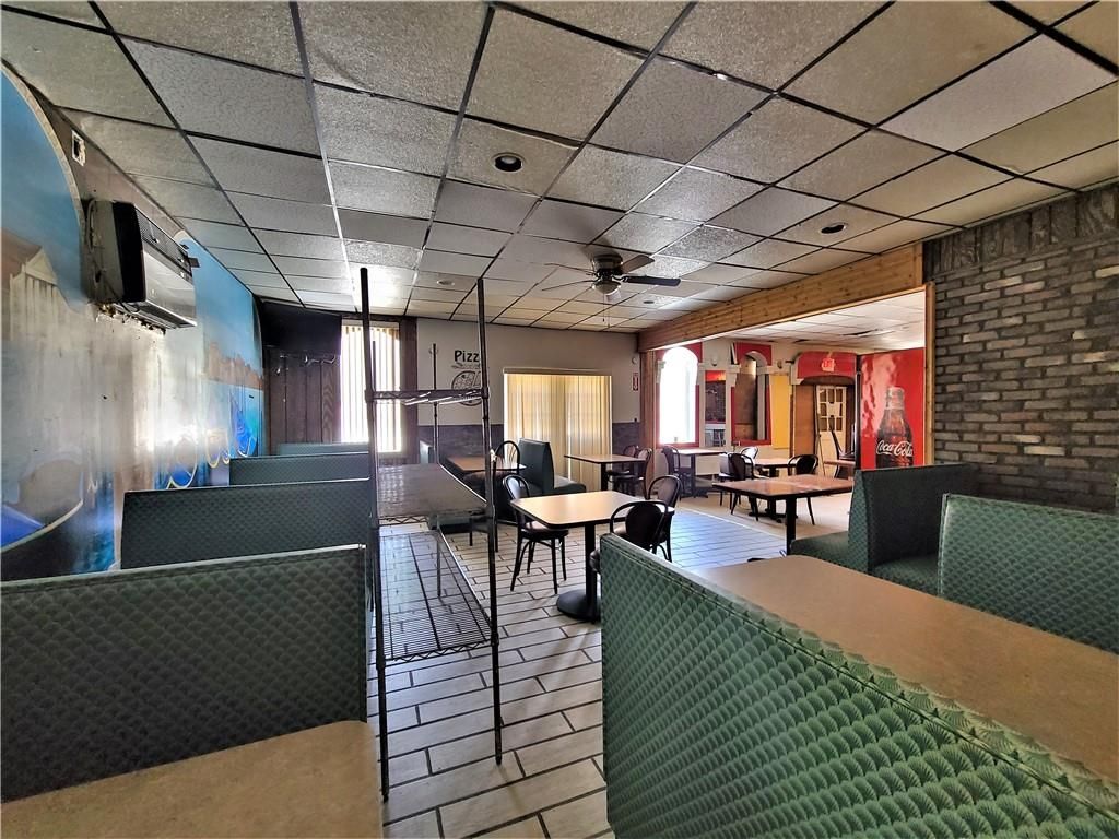 Dining room, Interior, Recessed Lighting, Stone Walls