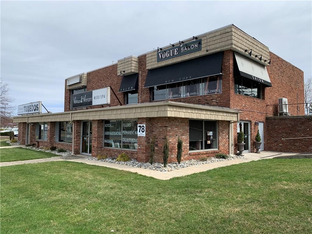Exterior, Facade, Brick Facade, Modern