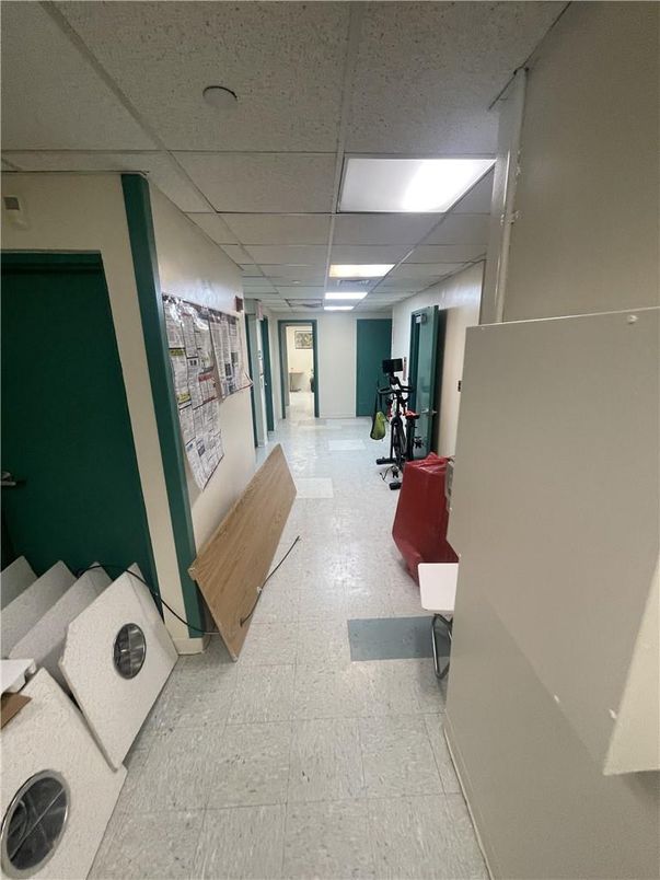 Fitness Equipment, Interior, Recessed Lighting