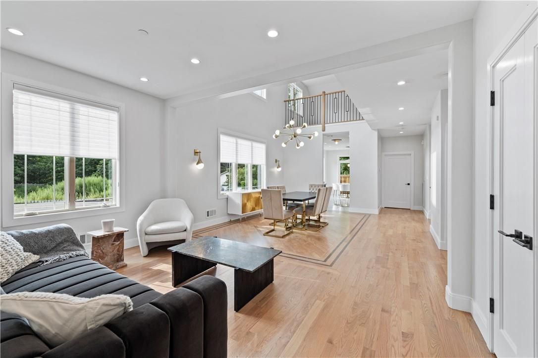 Dining room, Interior, Living room, Pendant Lights, Recessed Lighting, Wood Texture Flooring