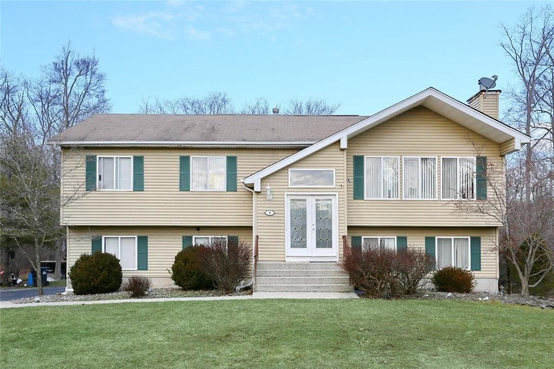 Attached, Exterior, Facade, Raised Ranch