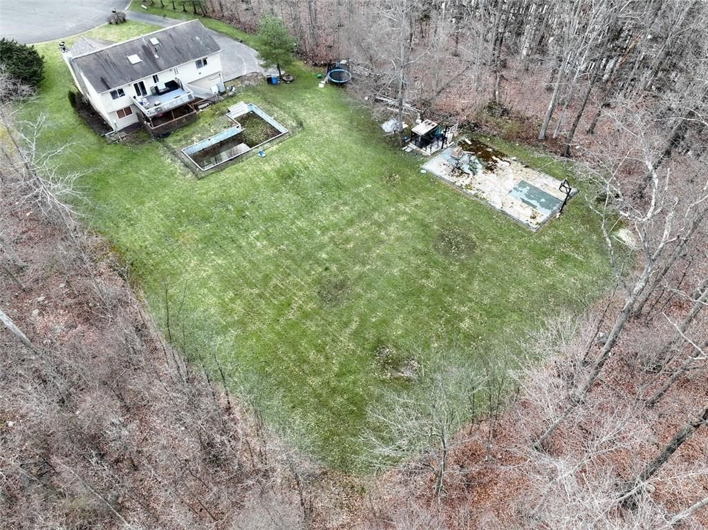 Exterior, Drone