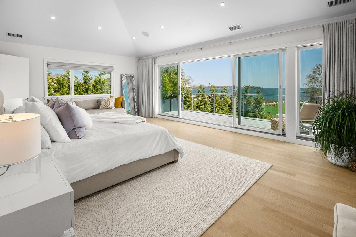 Bedroom, Interior, Recessed Lighting, Water, Wood Texture Flooring
