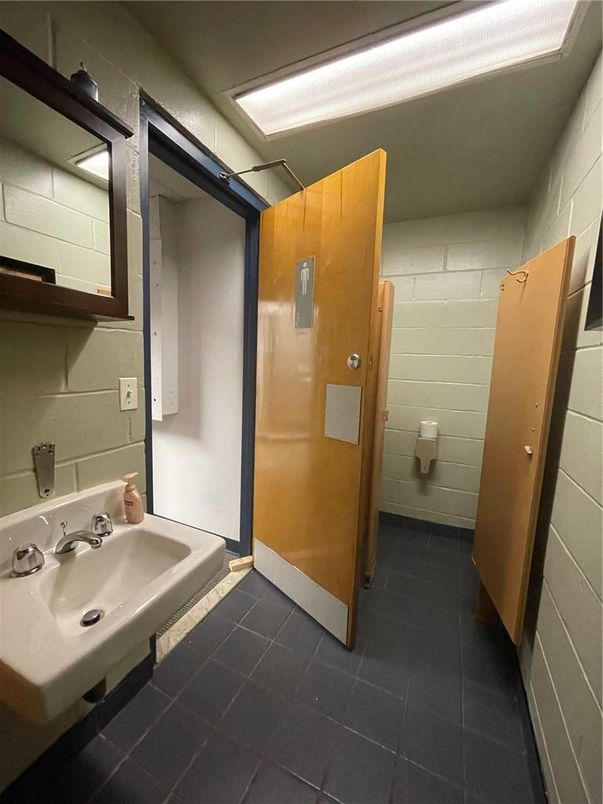 Bathroom, Interior