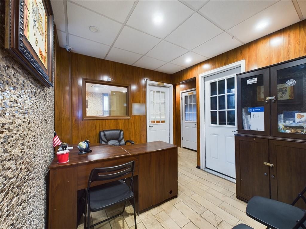 Home Office, Interior, Recessed Lighting, Wood Texture Flooring, Wooden Walls