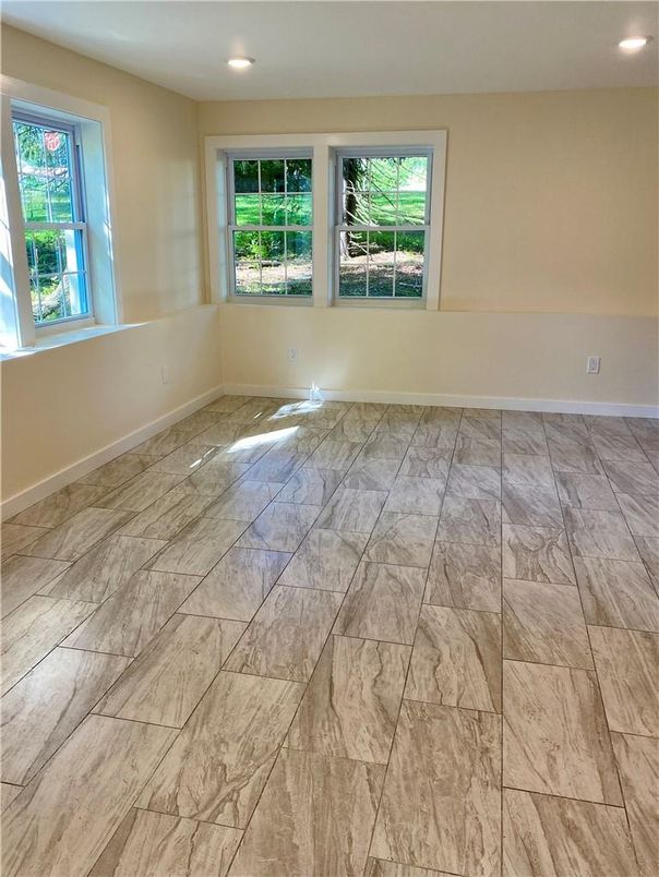 Empty room, Interior, Marble, Recessed Lighting