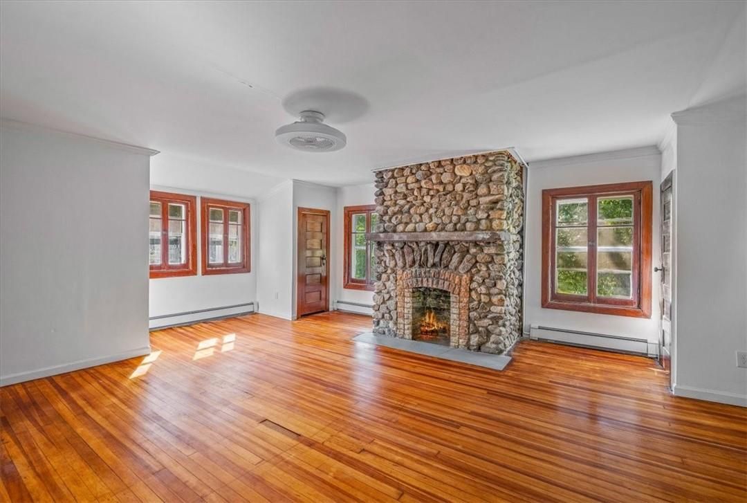 Empty room, Fireplace, Interior, Wood Texture Flooring