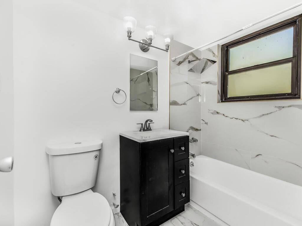 Bathroom, Interior, Marble, Marble Walls