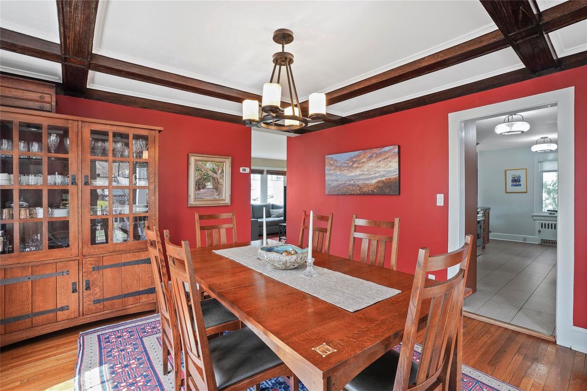 Chandelier, Dining room, Interior, Pendant Lights, Wood Texture Flooring