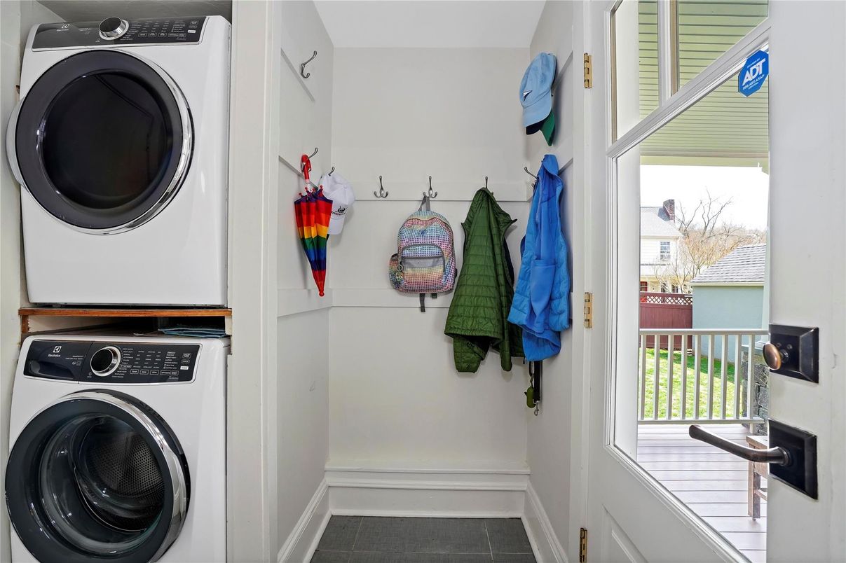 Interior, Utility Closets, Washer