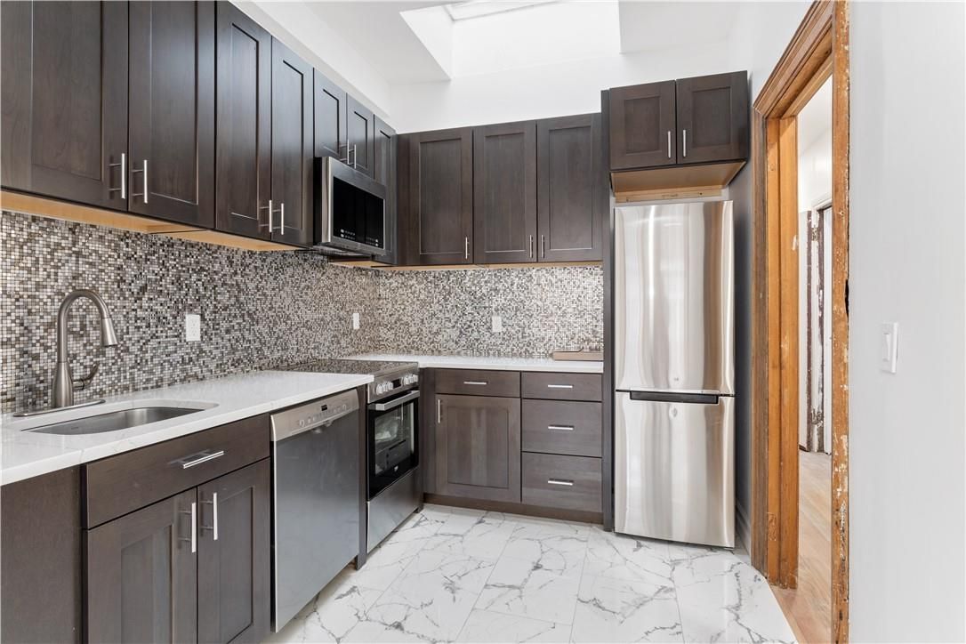 Interior, Kitchen, Marble, Stainless Steel Appliances