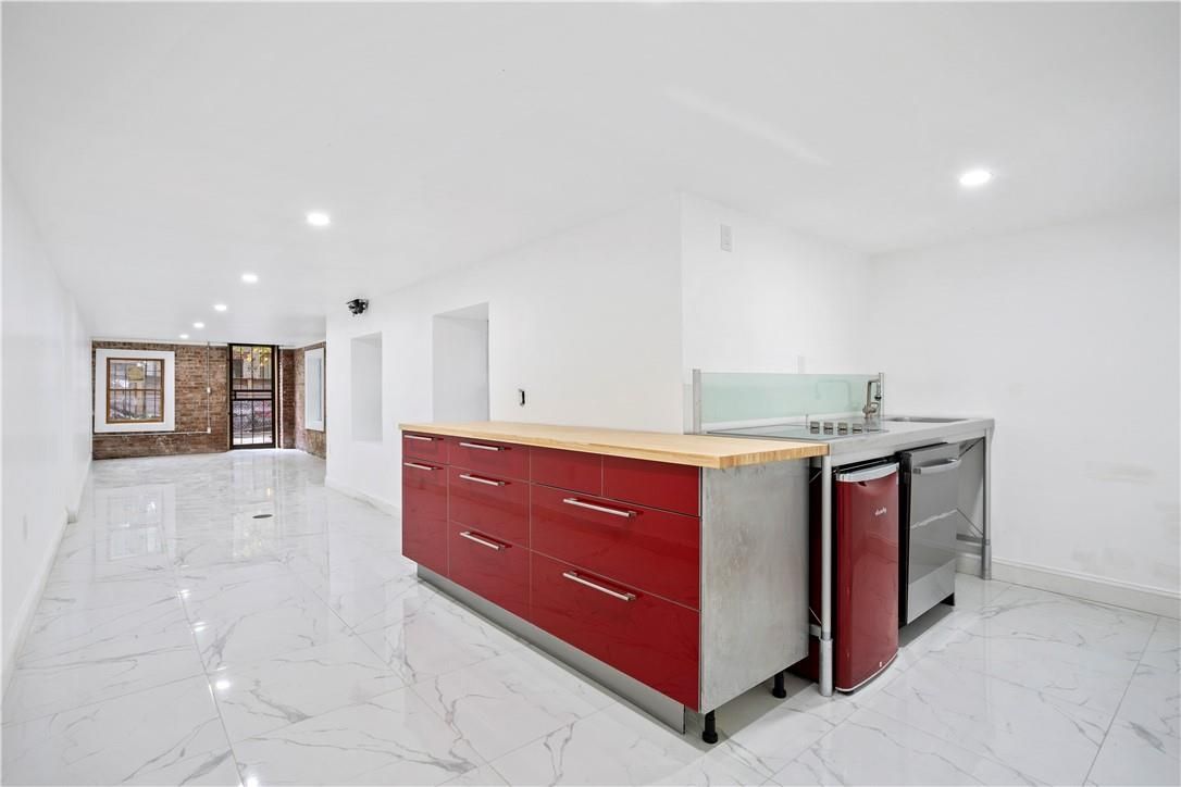 Interior, Kitchen, Marble, Recessed Lighting