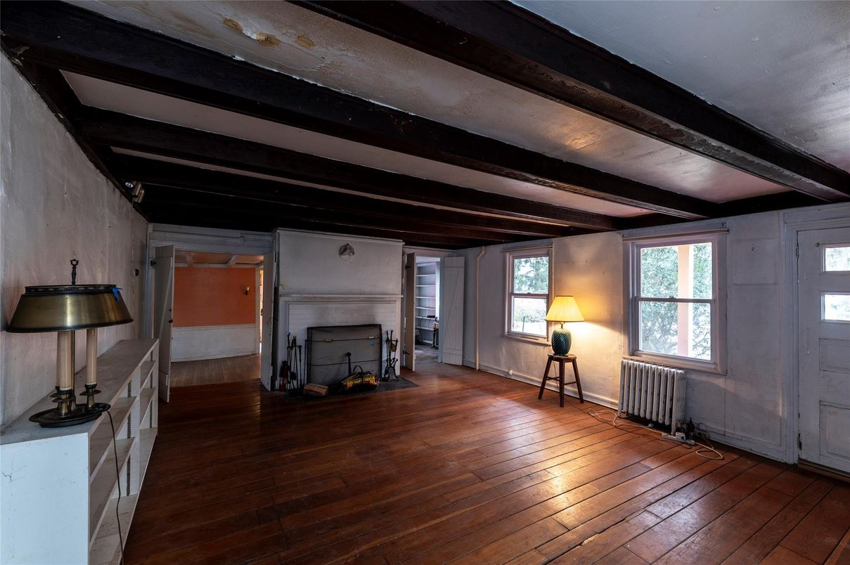 Fitness Equipment, Interior, Wooden Beams, Wood Texture Flooring