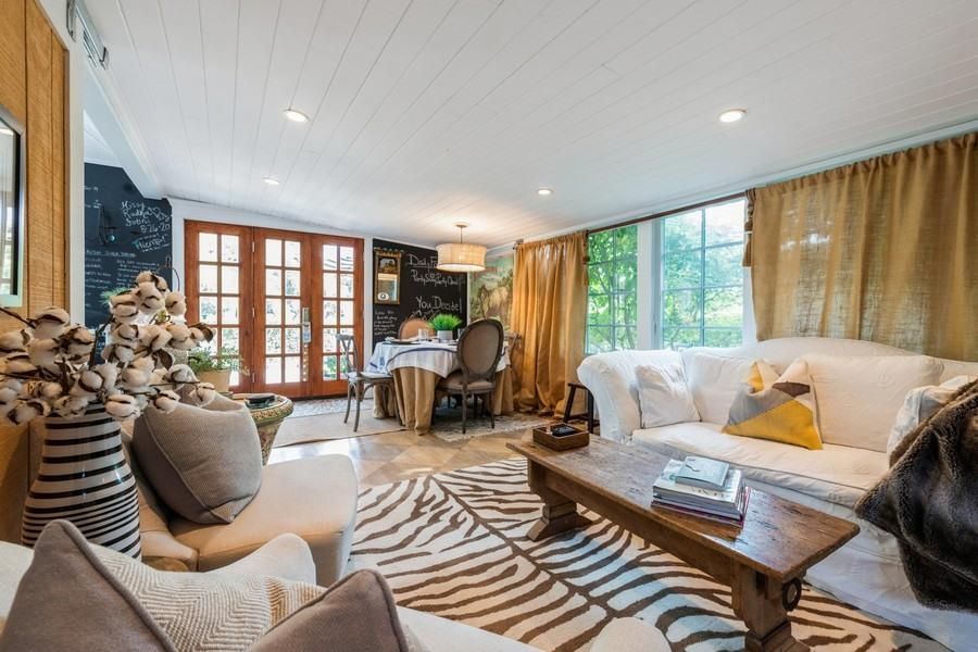 Dining room, Interior, Living room, Recessed Lighting