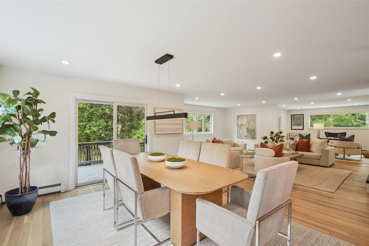 Dining room, Interior, Living room, Pendant Lights, Recessed Lighting, Wood Texture Flooring