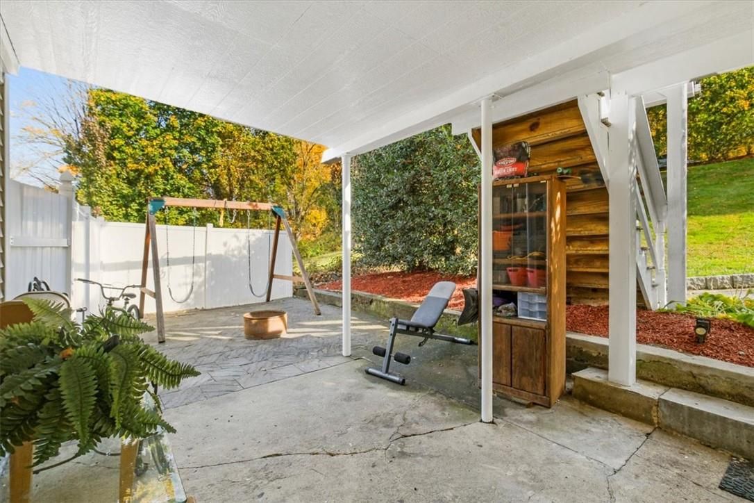 Backyard, Exterior, Playground