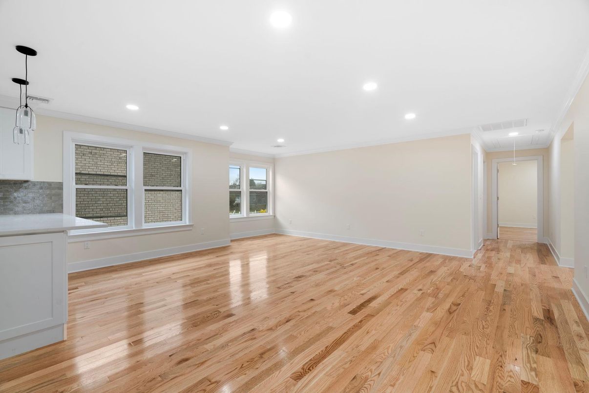 Empty room, Interior, Pendant Lights, Recessed Lighting, Wood Texture Flooring