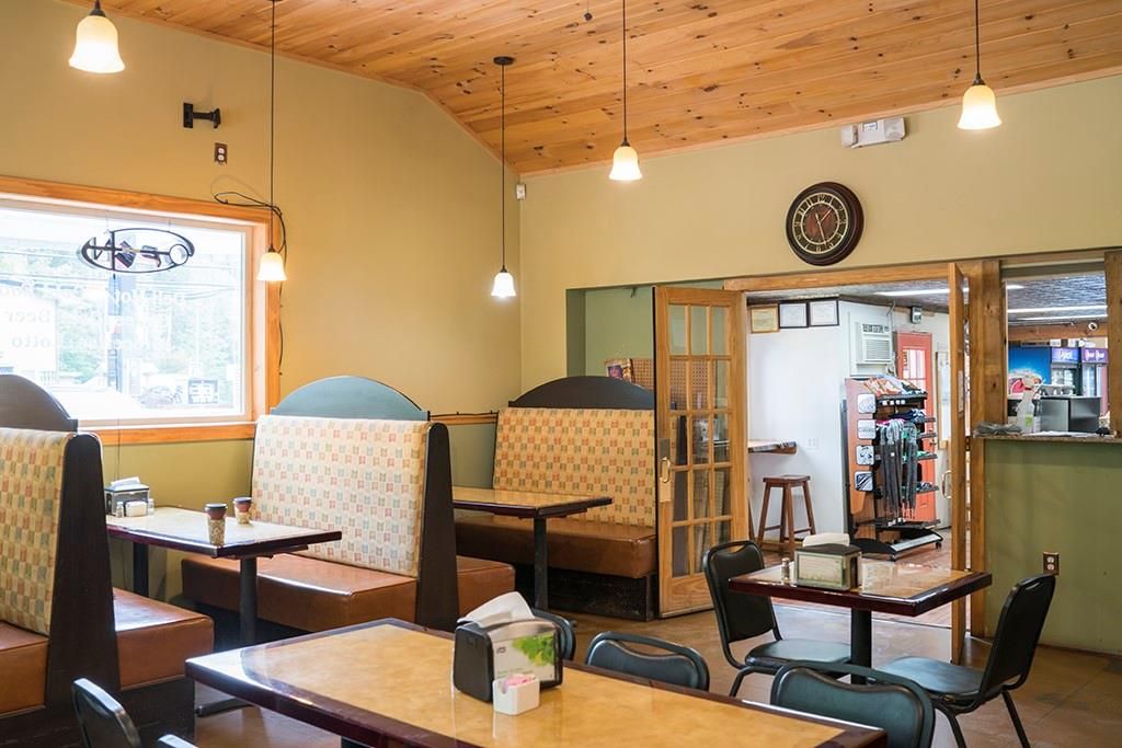Dining room, Interior, Pendant Lights, Wooden Ceilings