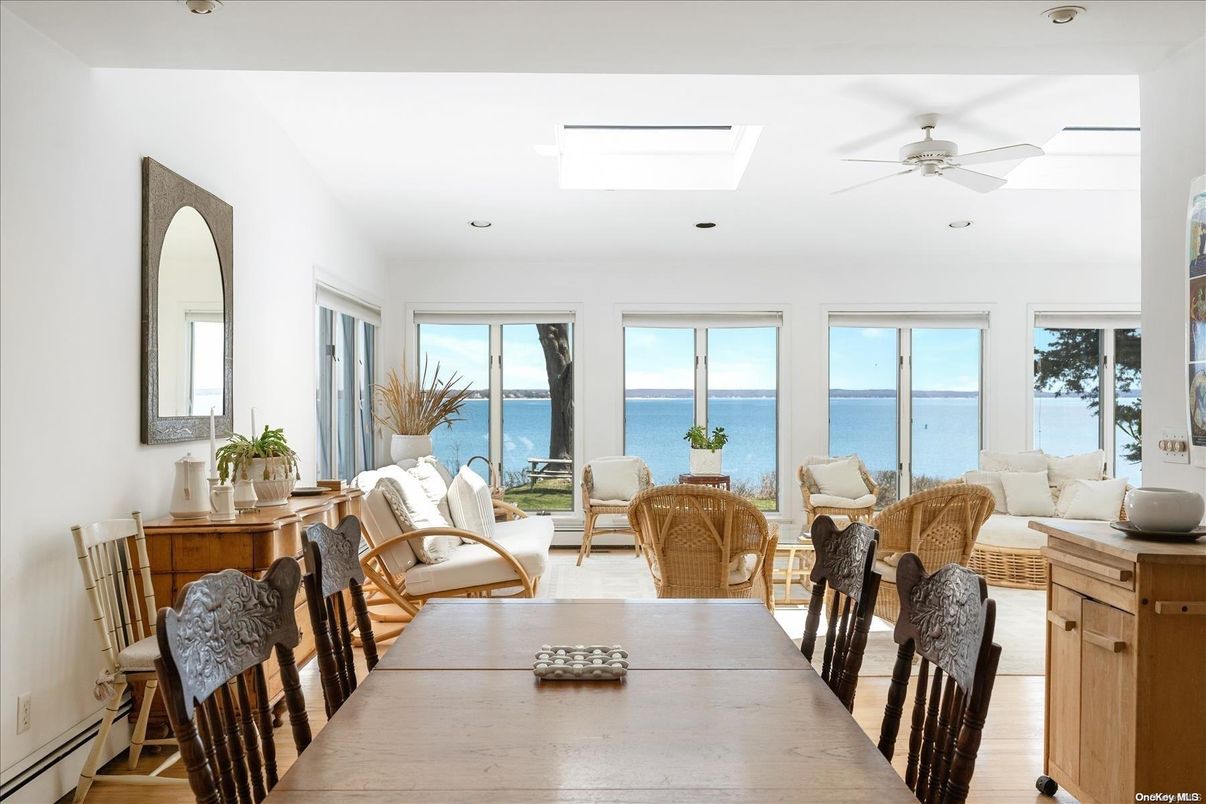 Dining room, Interior, Living room, Recessed Lighting, Water, Wood Texture Flooring