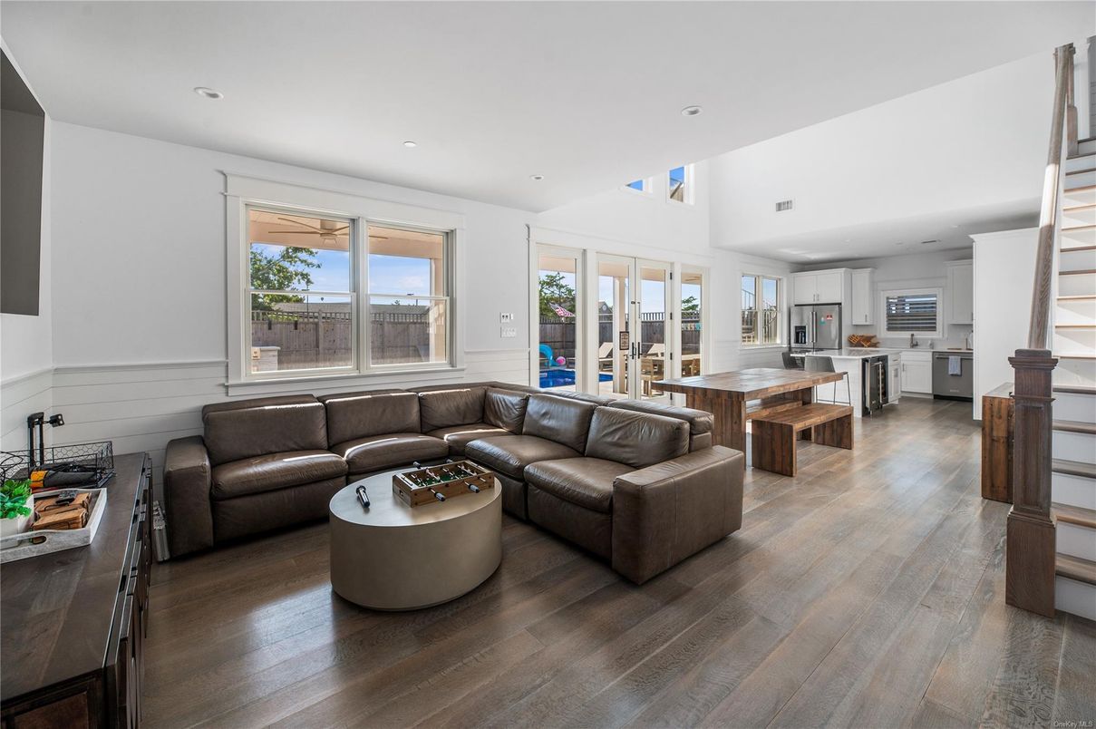 Dining room, Interior, Kitchen, Living room, Recessed Lighting, Wood Texture Flooring