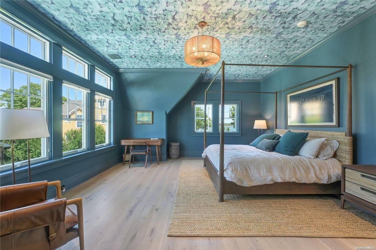 Bedroom, Interior, Pendant Lights, Wood Texture Flooring