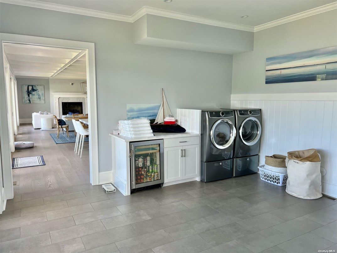 Fireplace, Interior, Washer