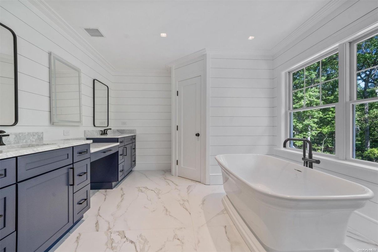 Bathroom, Dual Sink Vanities, Free Standing Baths, Interior, Marble, Recessed Lighting