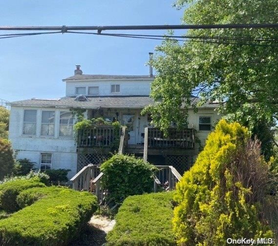 Exterior, Facade, American Foursquare