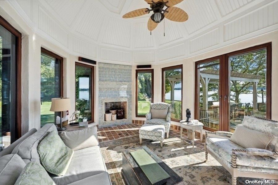 Fireplace, Interior, Living room, Sun Room