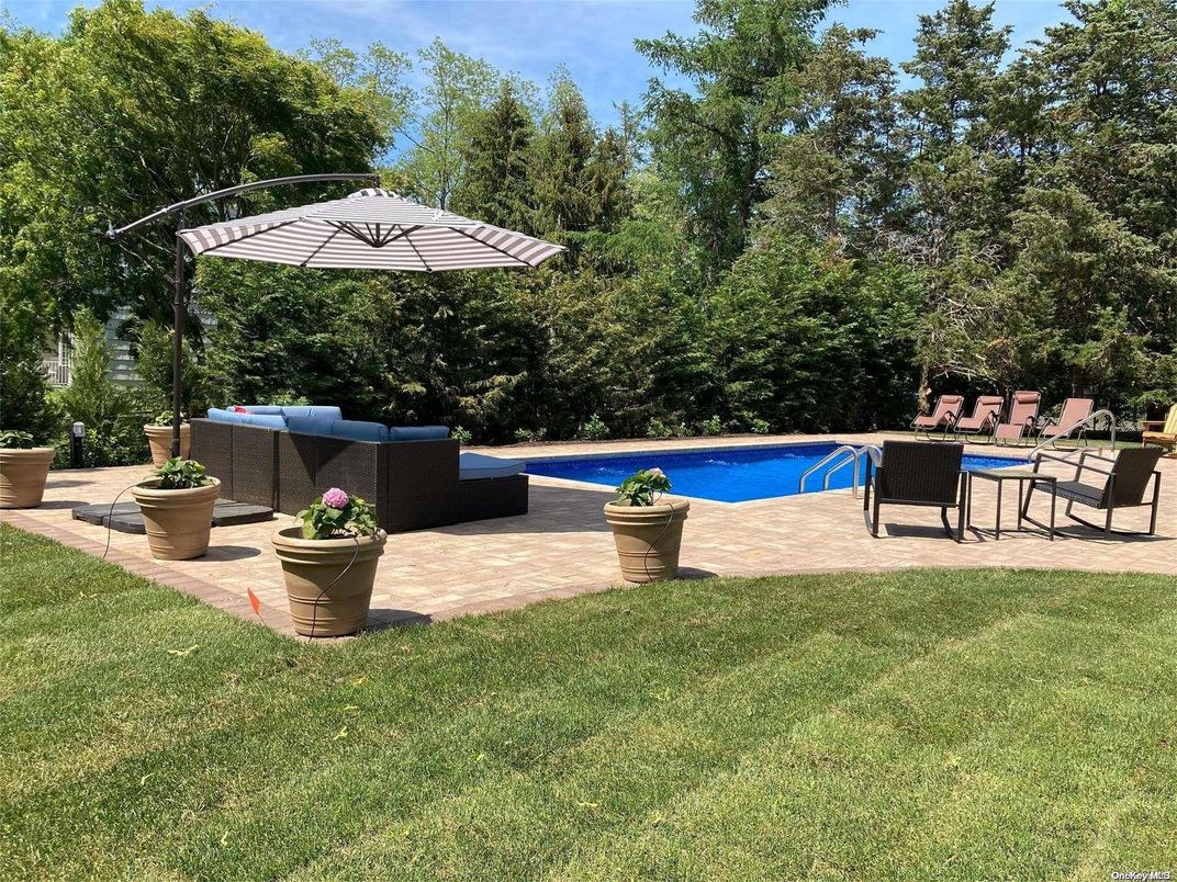 Backyard, Exterior, Pool