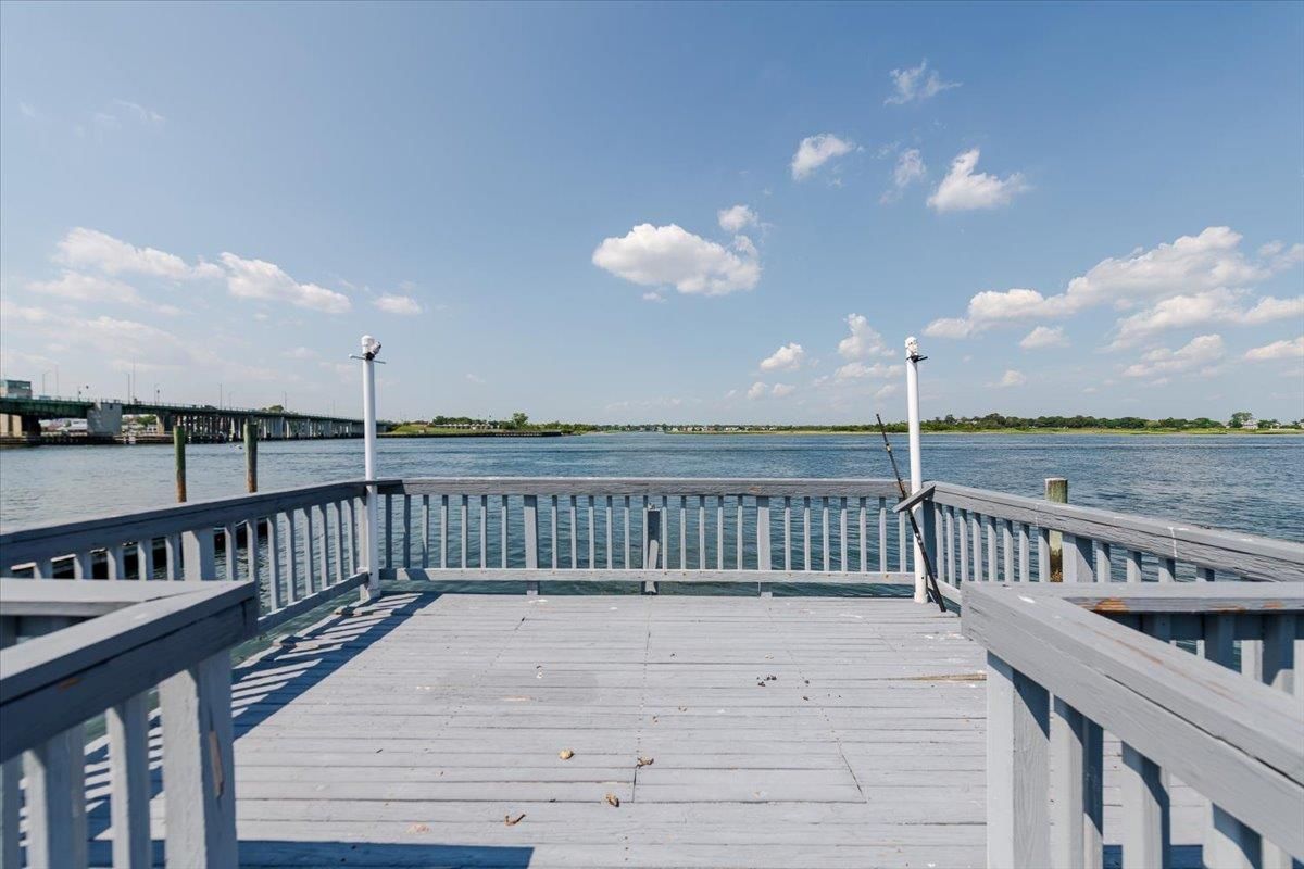 Exterior, Water