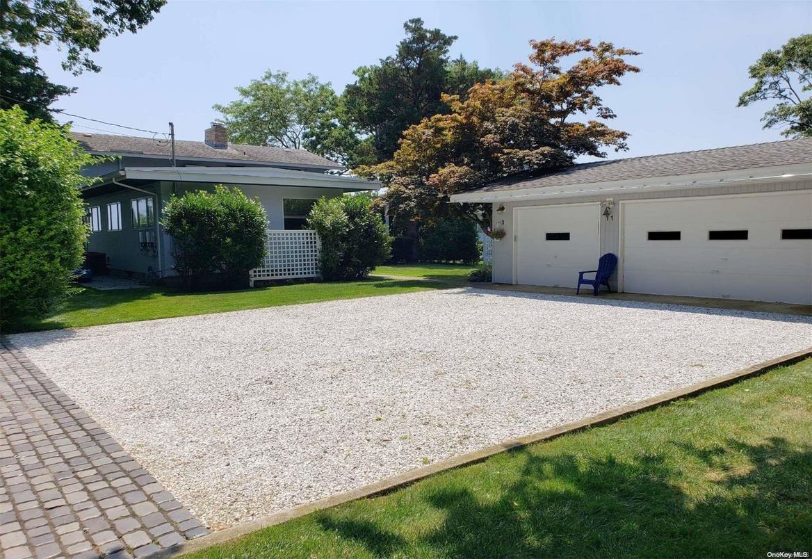 Backyard, Detached Garage, Exterior