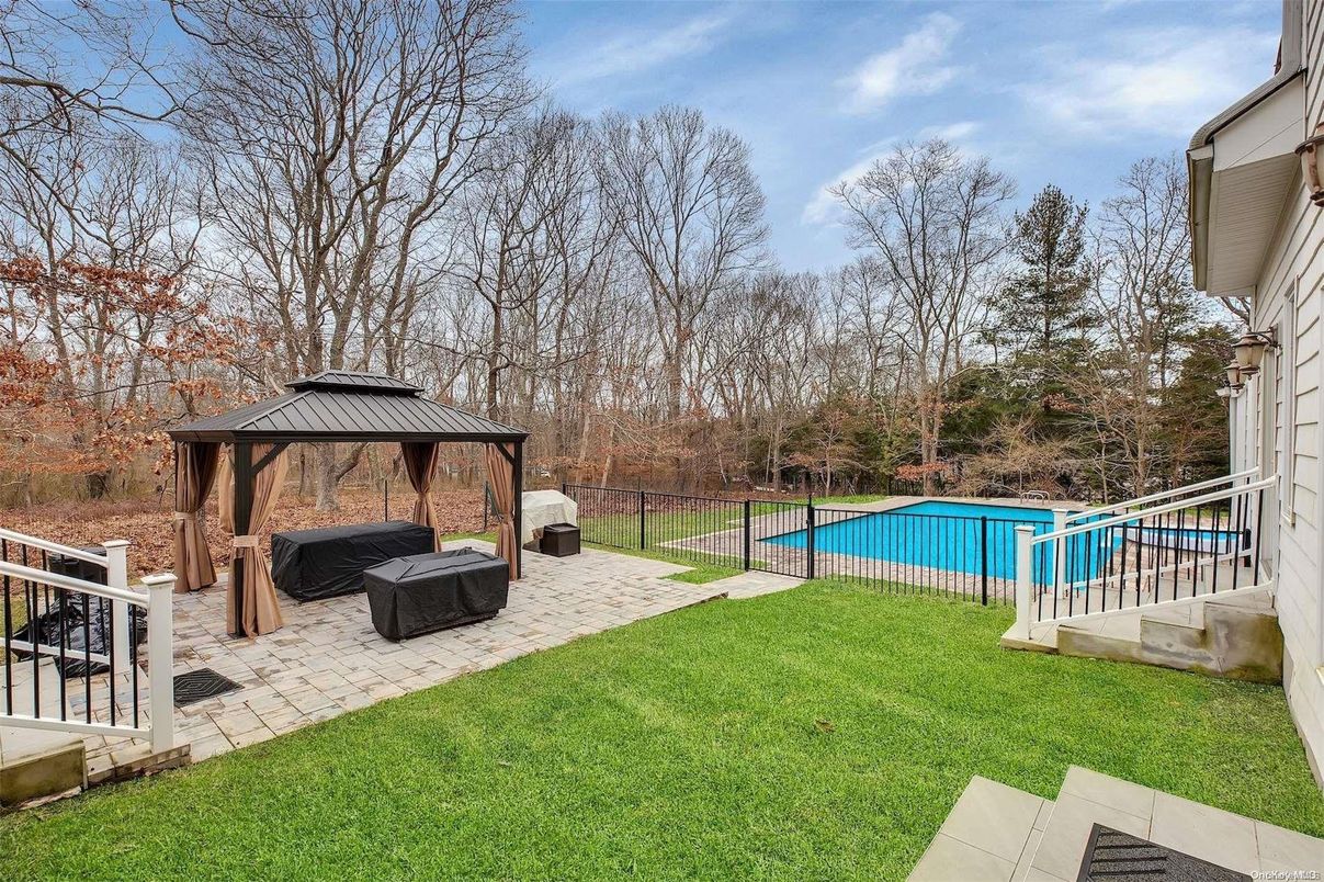 Backyard, Exterior, Pool