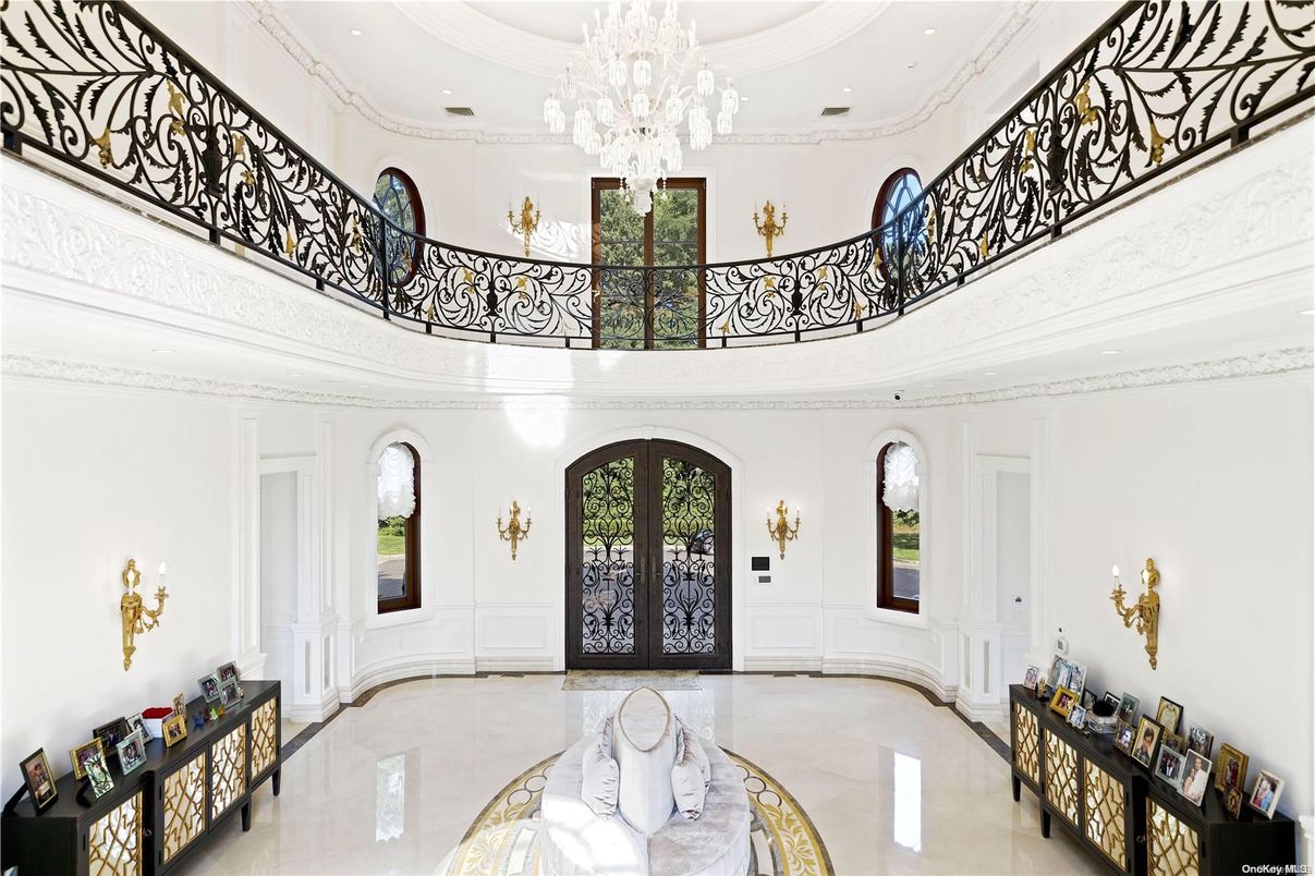 Chandelier, Interior, Recessed Lighting
