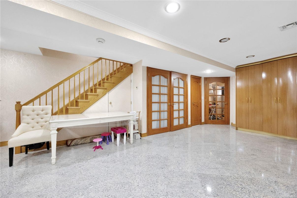 Interior, Recessed Lighting