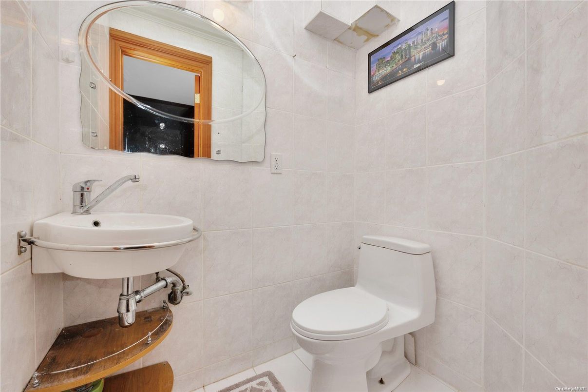 Bathroom, Interior