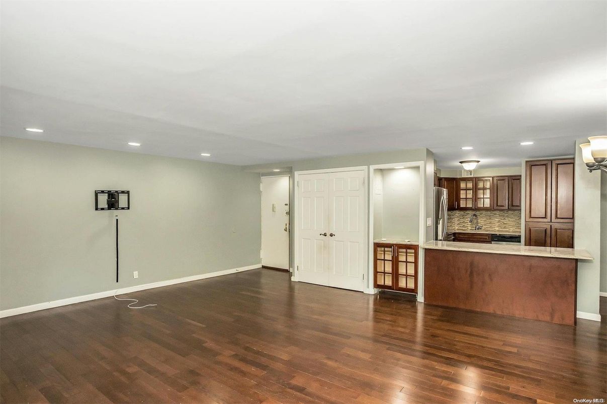 Empty room, Interior, Kitchen, Recessed Lighting, Wood Texture Flooring