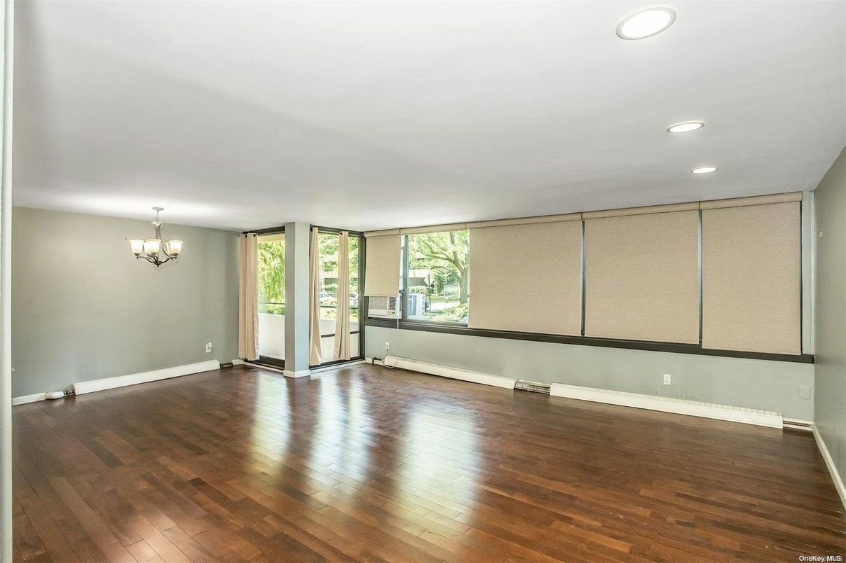 Chandelier, Empty room, Interior, Recessed Lighting, Wood Texture Flooring