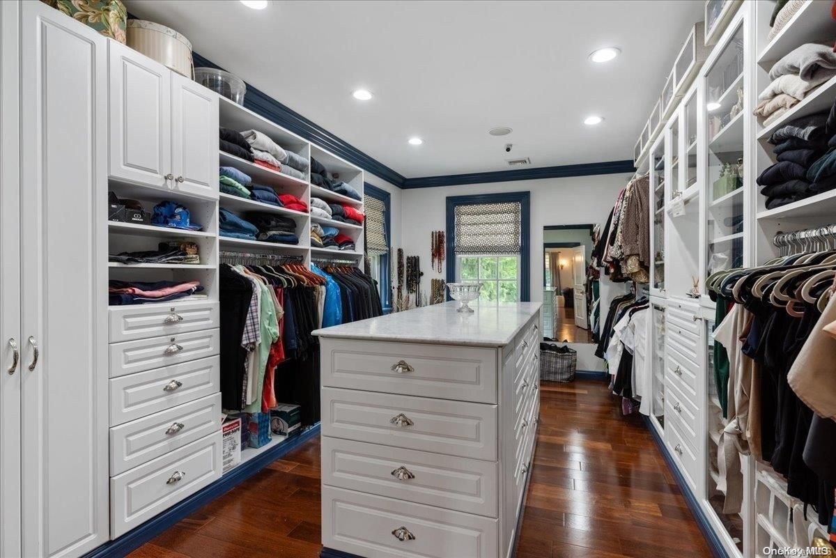 Interior, Recessed Lighting, Walk-in Closets, Wood Texture Flooring
