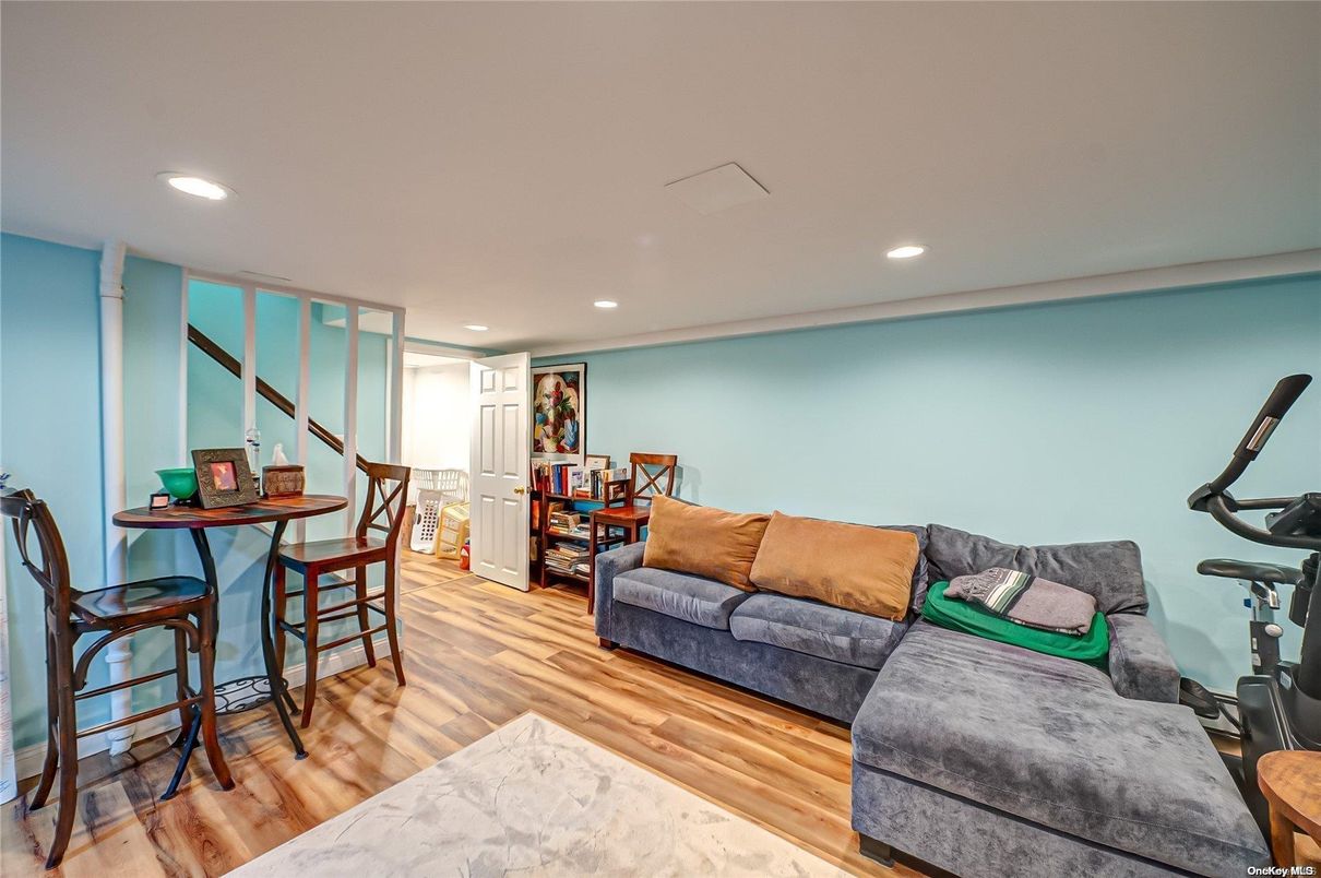 Dining room, Fitness Equipment, Interior, Living room, Recessed Lighting, Wood Texture Flooring