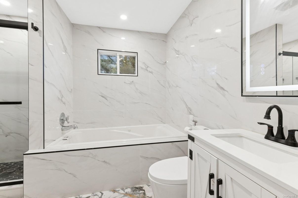 Bathroom, Interior, Marble Walls, Recessed Lighting