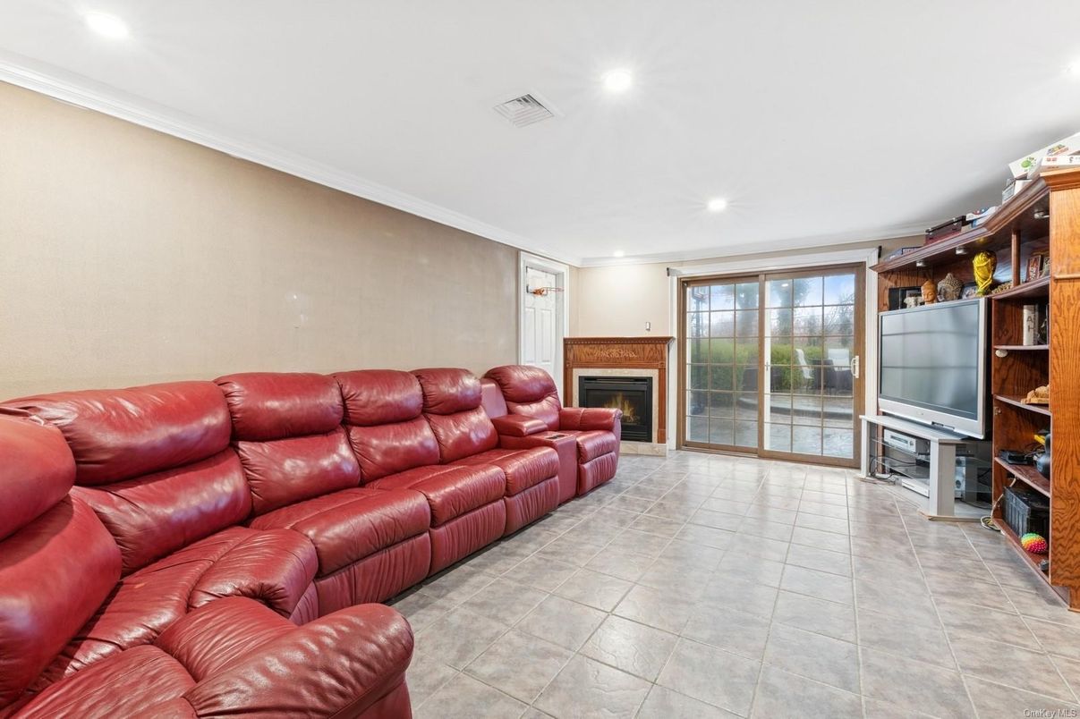 Fireplace, Interior, Living room, Recessed Lighting