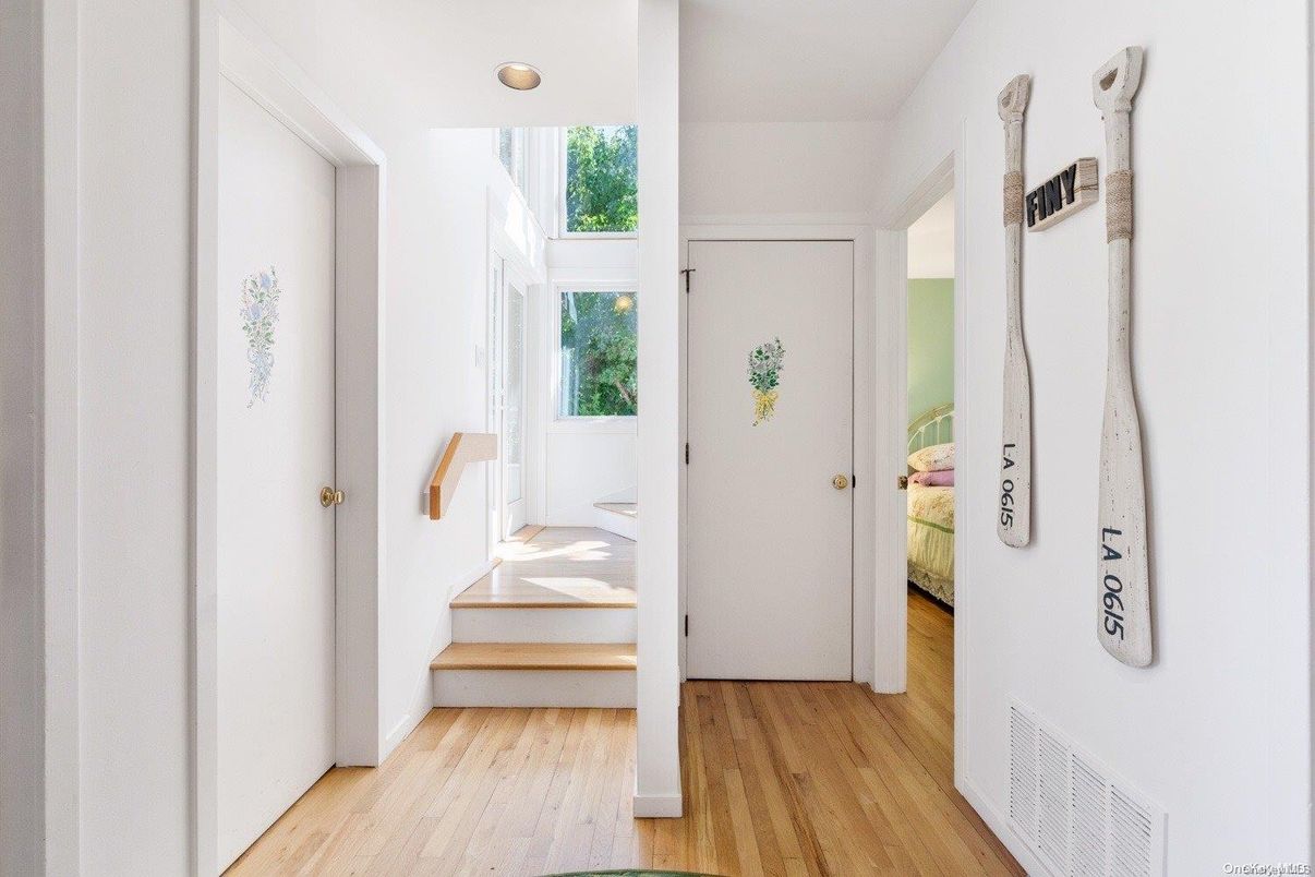 Bathroom, Interior, Recessed Lighting, Wood Texture Flooring