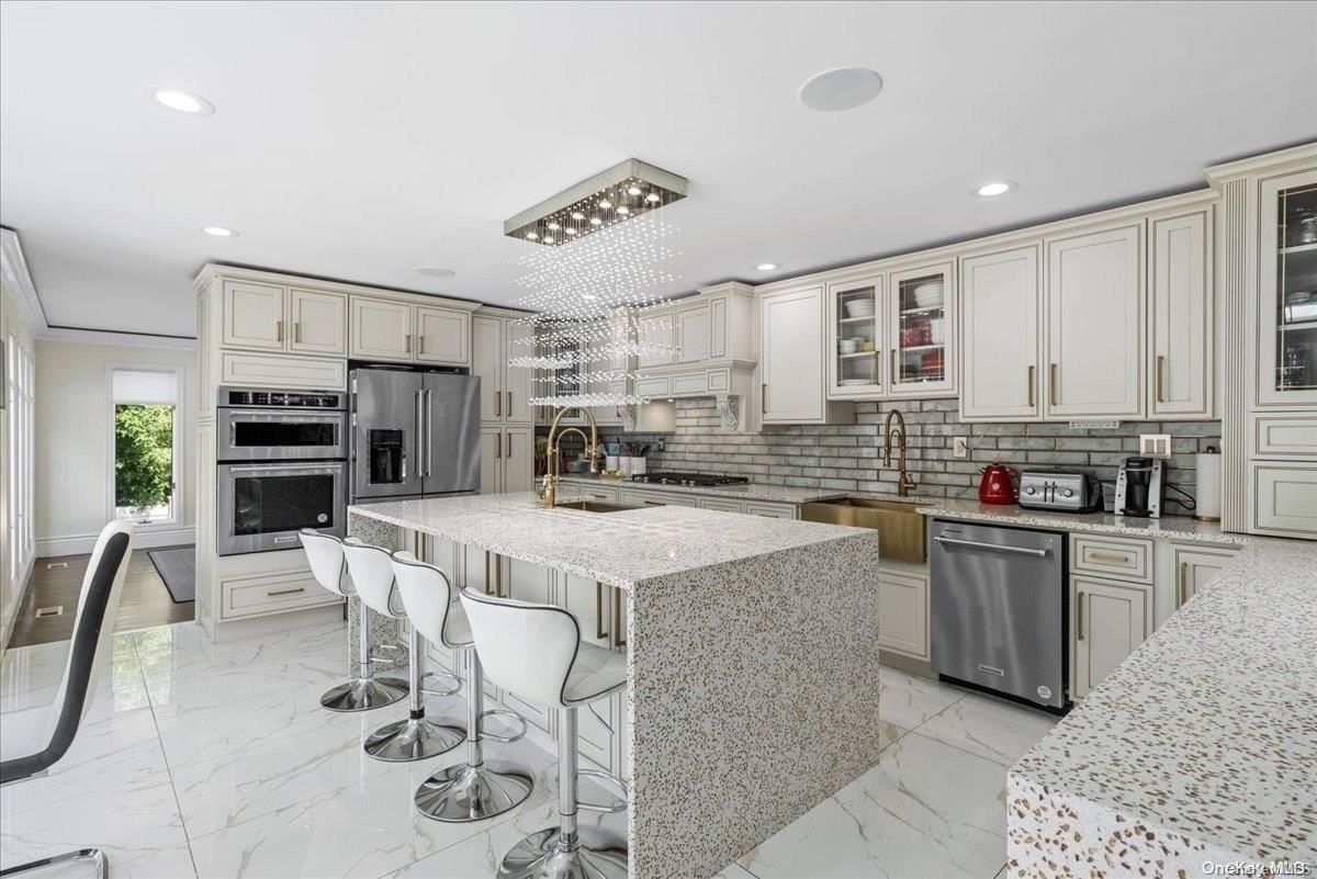 Chandelier, Interior, Kitchen, Marble, Recessed Lighting, Stainless Steel Appliances