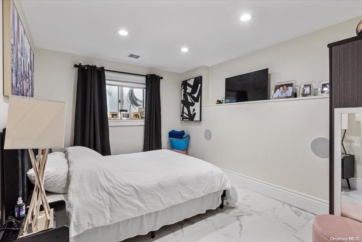 Bedroom, Interior, Marble, Recessed Lighting
