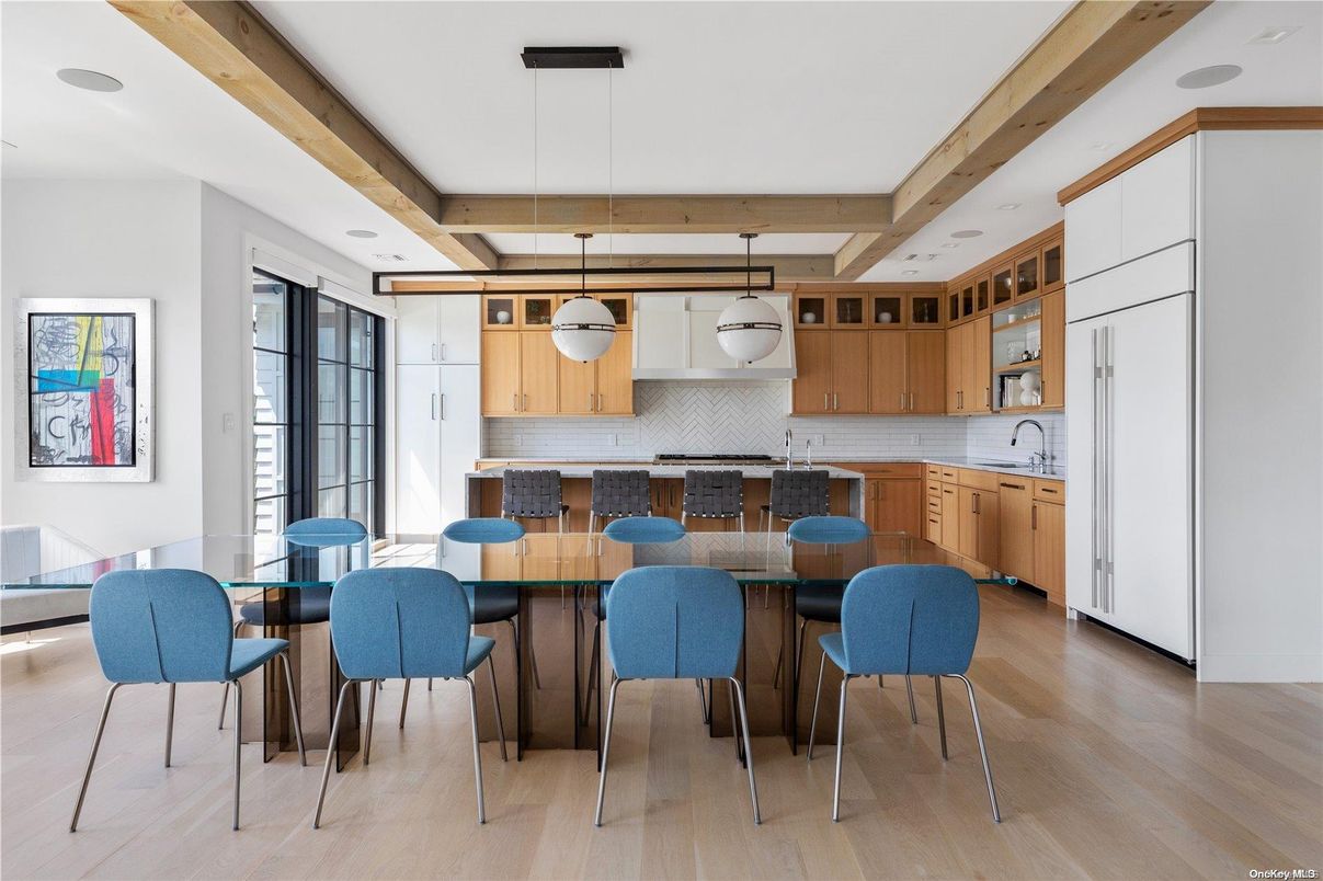Dining room, Interior, Kitchen, Pendant Lights, Wooden Beams, Wood Texture Flooring
