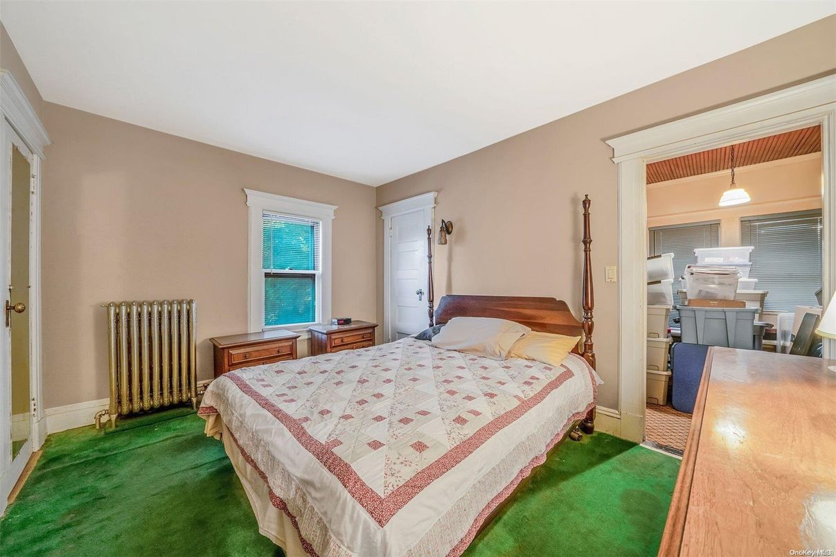 Bedroom, Interior, Pendant Lights
