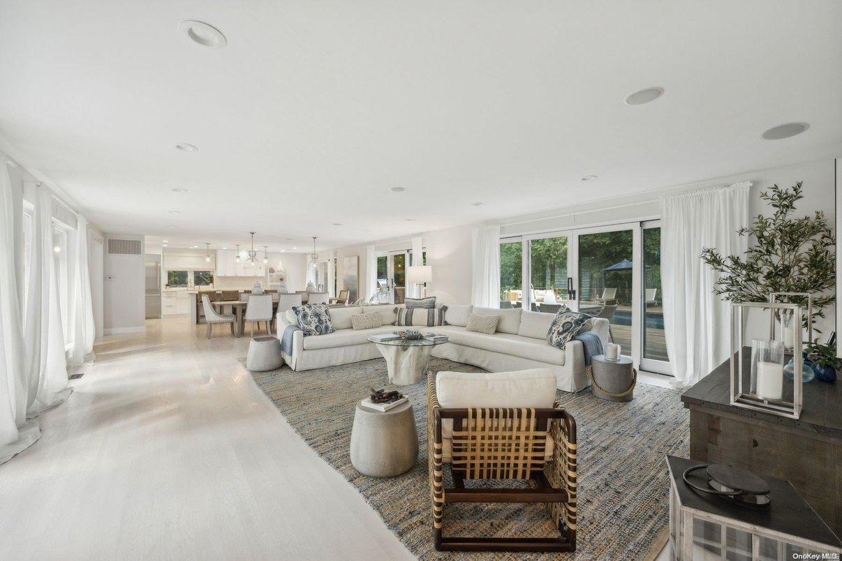 Dining room, Interior, Kitchen, Living room, Pendant Lights, Recessed Lighting